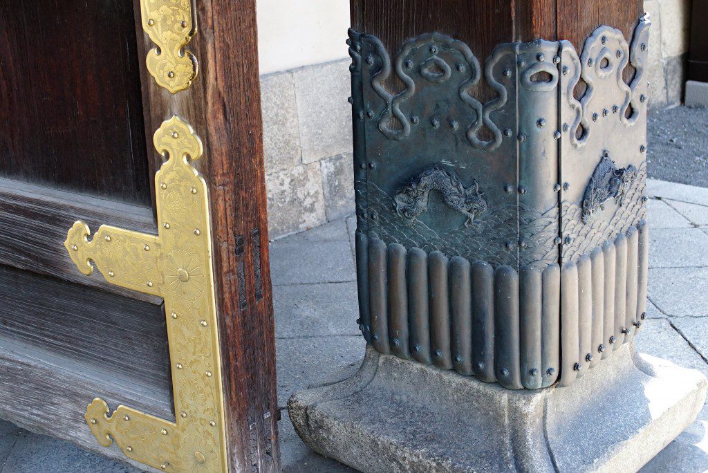 西本願寺 唐門 柱