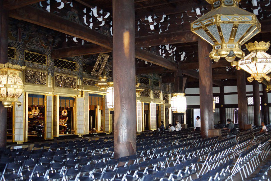 西本願寺 御影堂内部