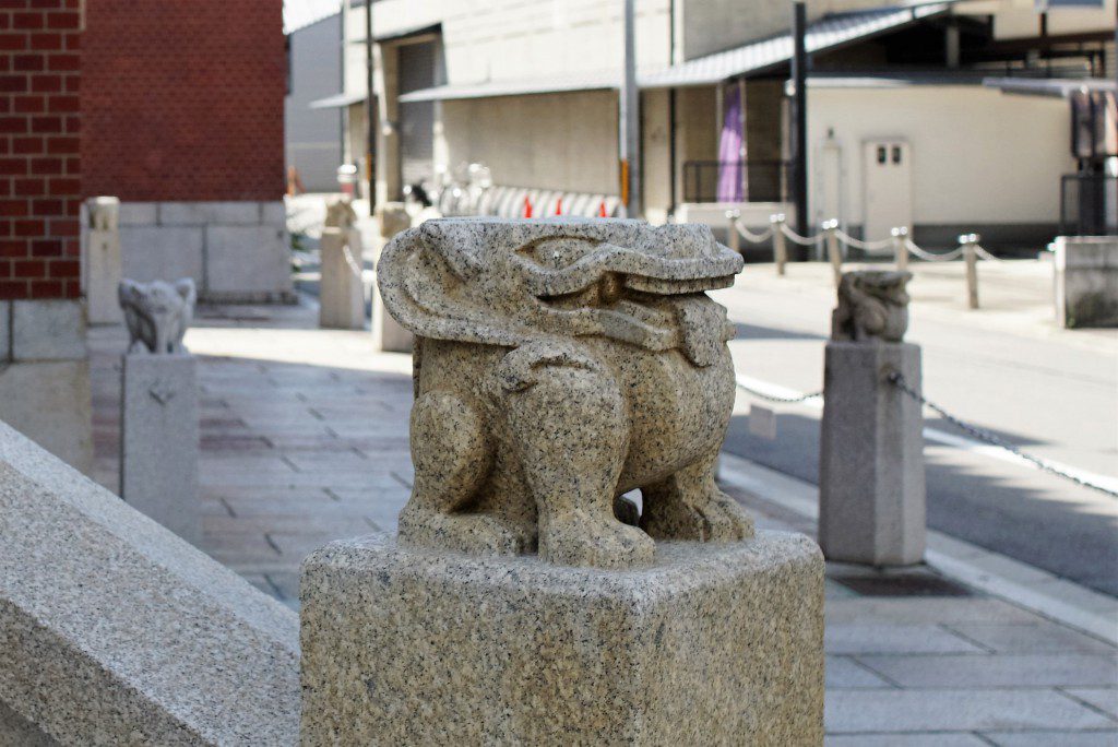 本願寺伝道院 カエル2