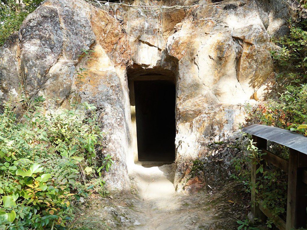 日向神社 天岩戸