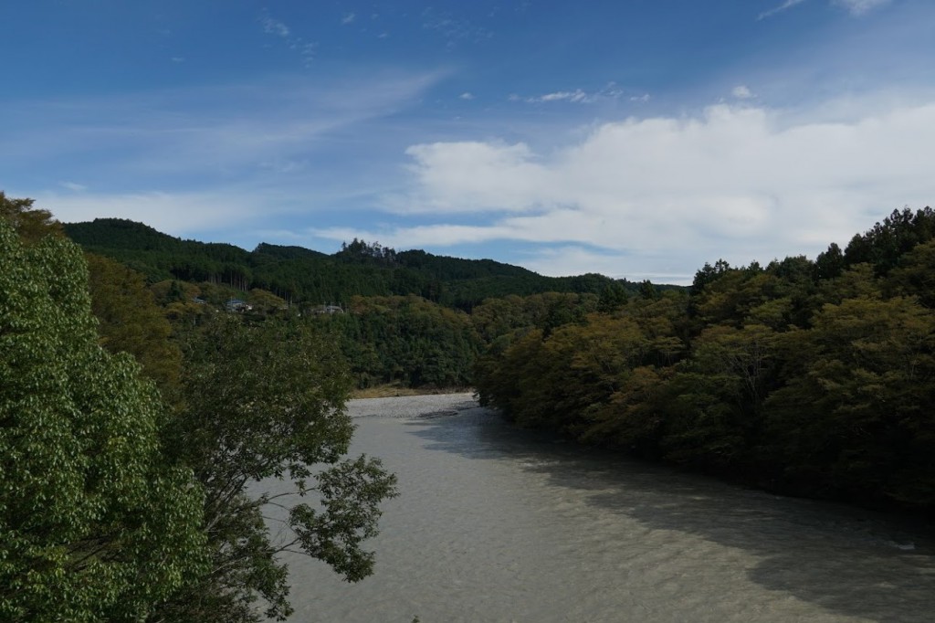 多摩川 軍畑