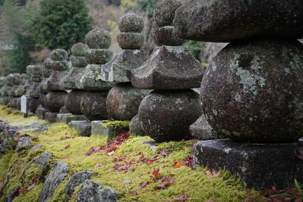 化野念仏寺 仏塔 並び