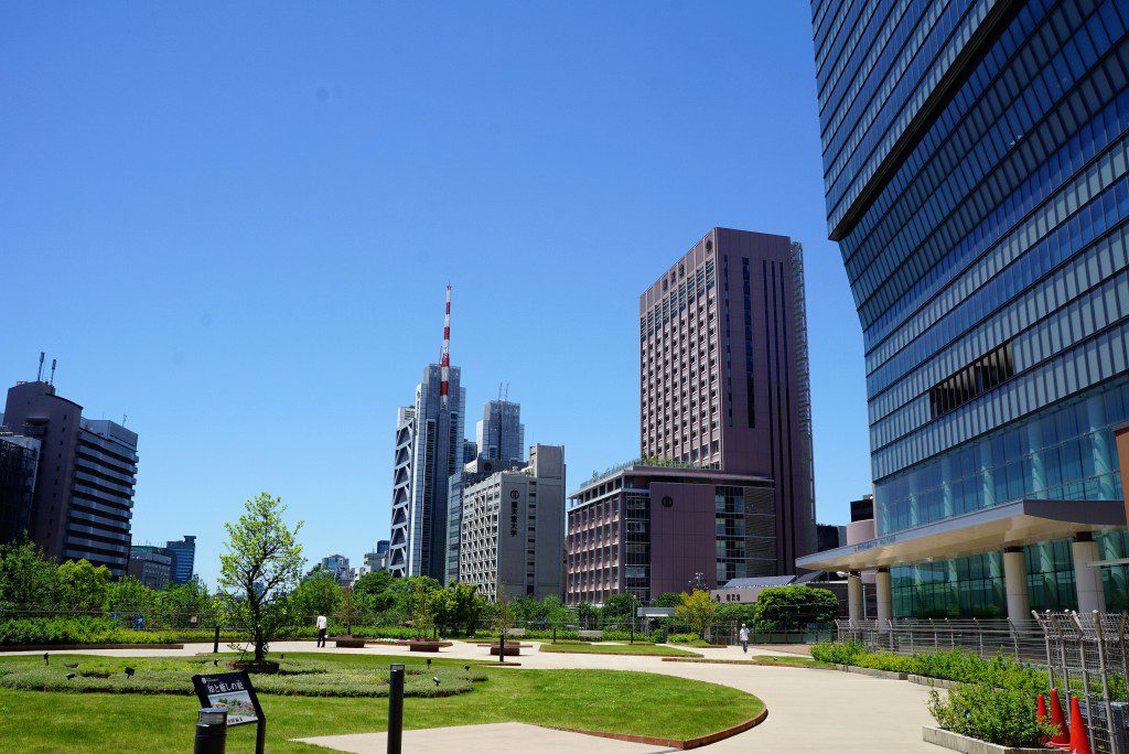 東京医科歯科大　知と癒やしの庭