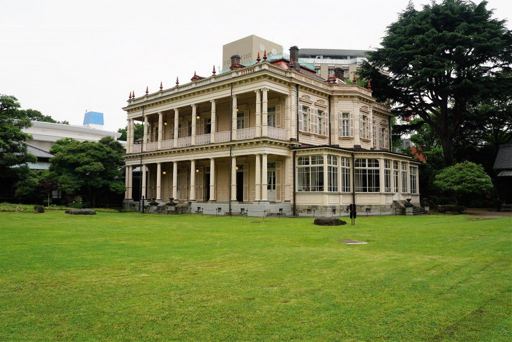 旧岩崎邸芝生の庭