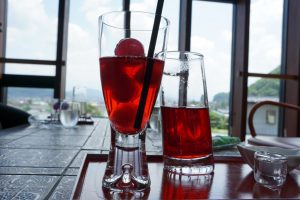 金子茶房　赤いハーブティー