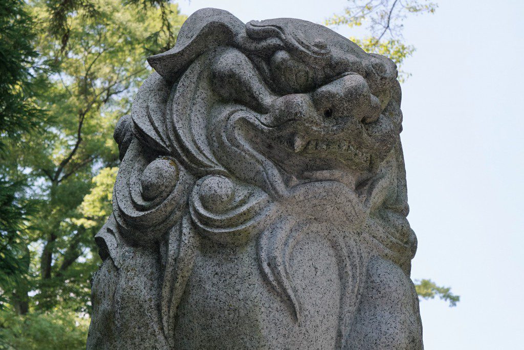 諏訪大社上社前宮　狛犬