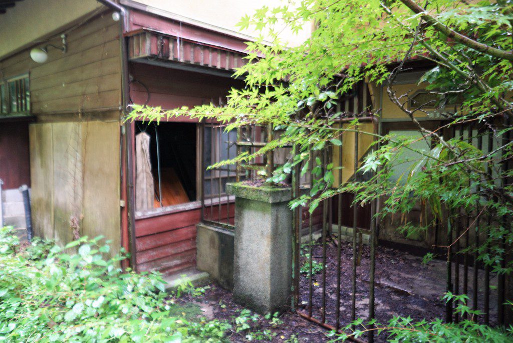 奥多摩むかし道廃墟１