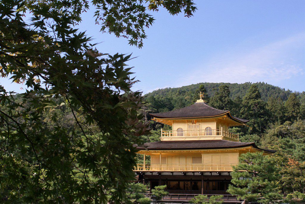 京都　金閣寺　２