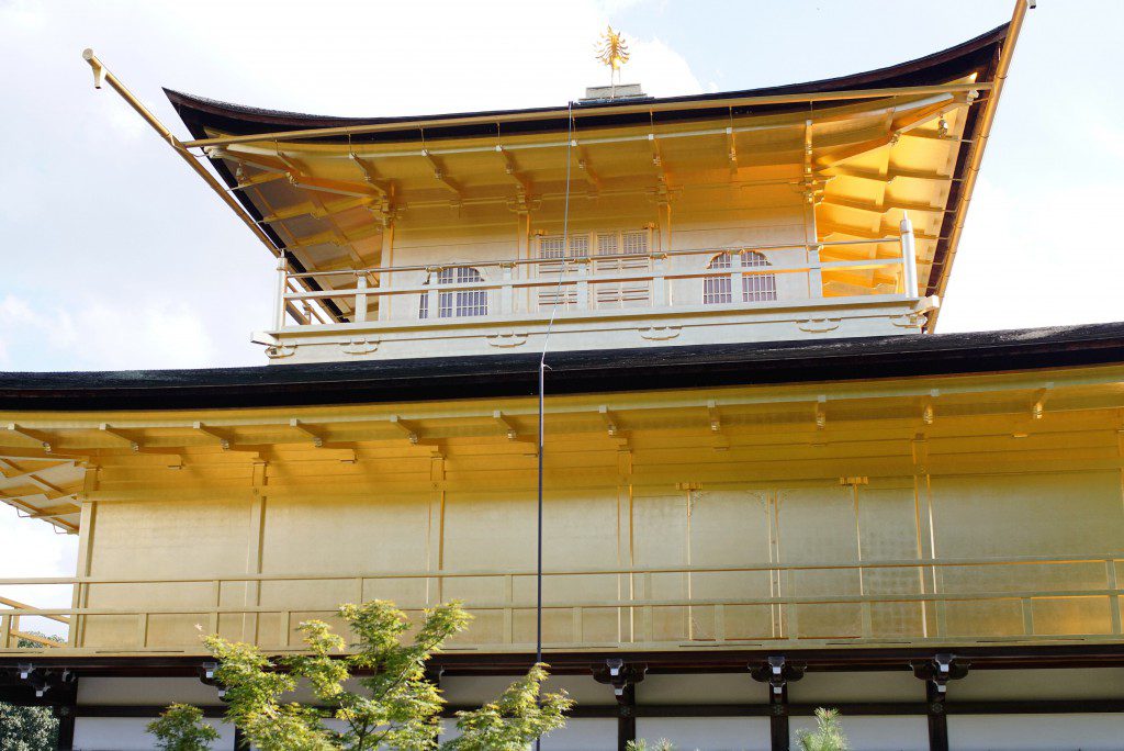 京都　金閣寺　裏側