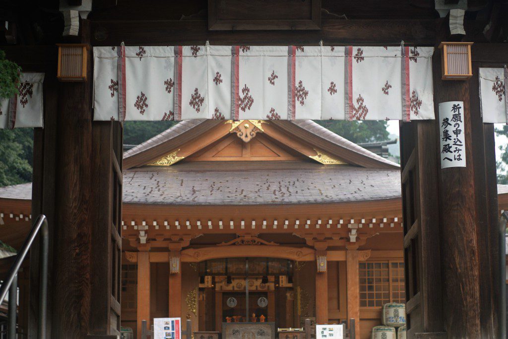 高麗神社　拝殿