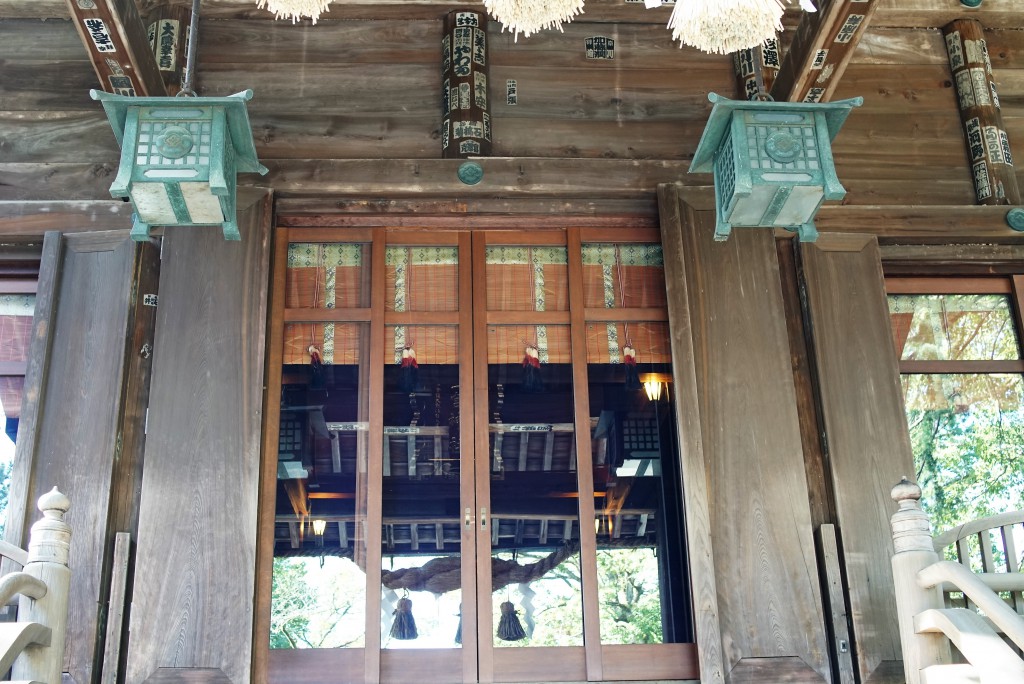 報徳神社拝殿