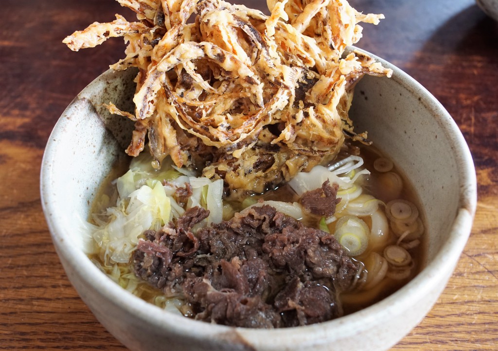 吉田うどん　しんたく　肉天うどん