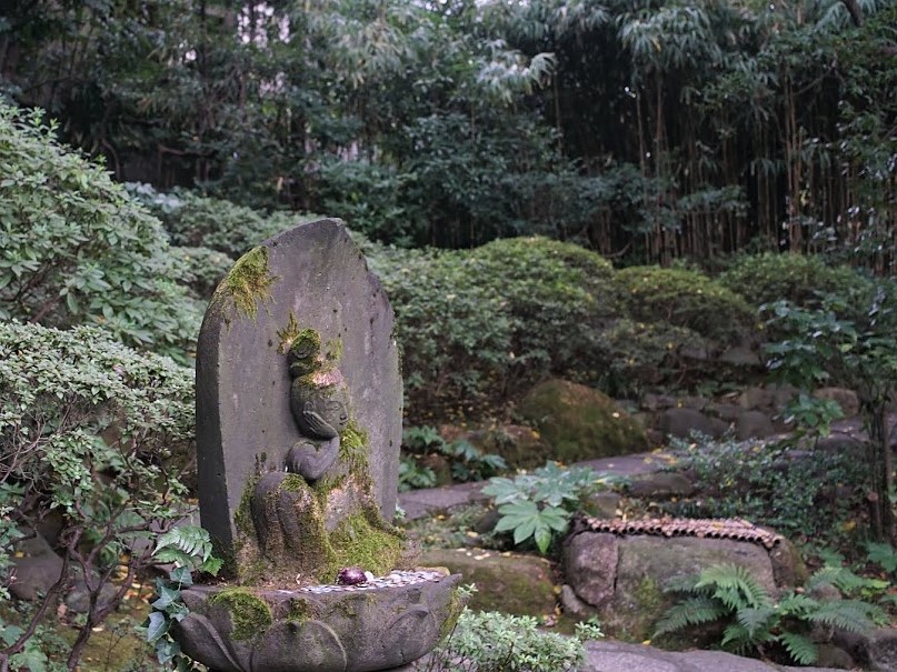 庭　根津美術館　表参道