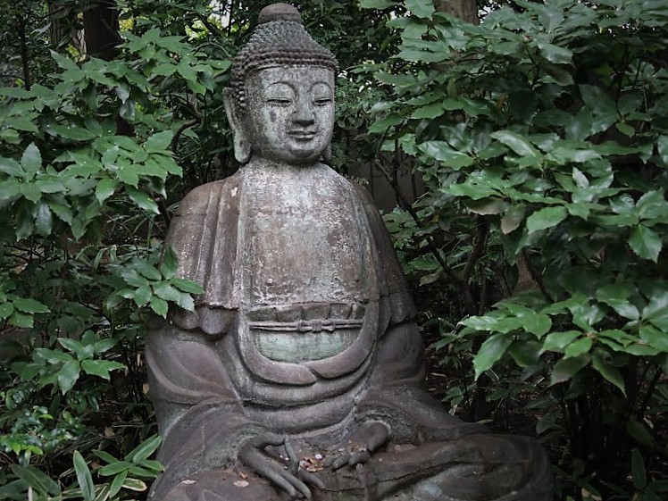 根津美術館　庭　表参道