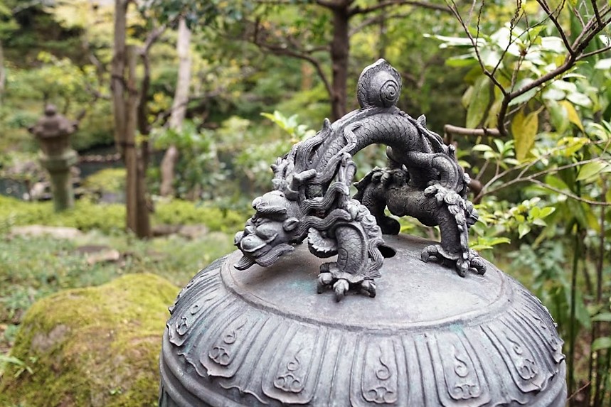 根津美術館　庭　表参道