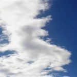 麒麟の形をした雲