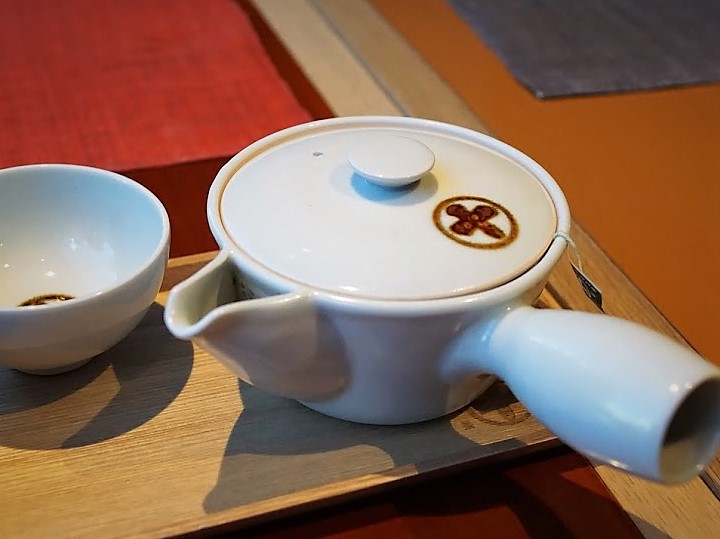 GINZA SIX　中村藤吉本店