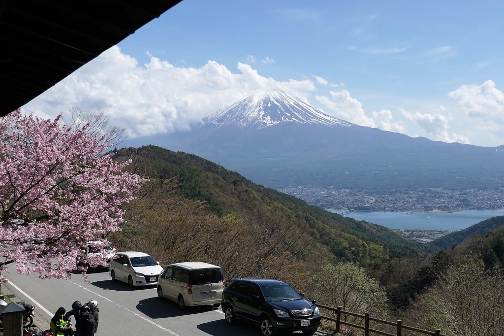 天下茶屋 御坂峠