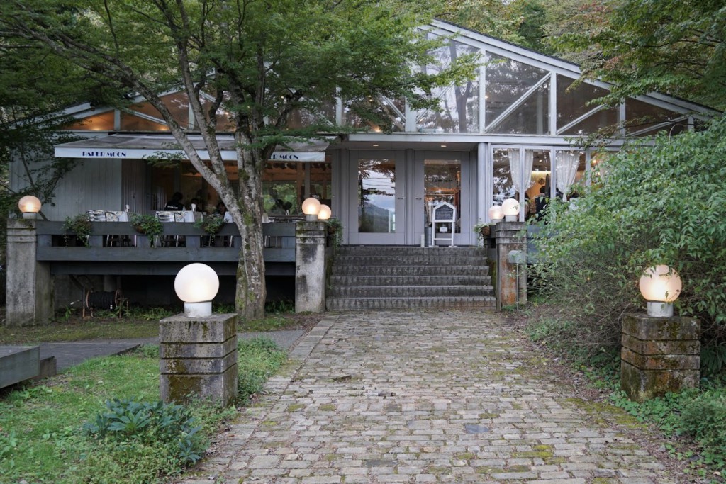 山中湖ペーパームーン