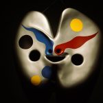 岡本太郎作　マスク