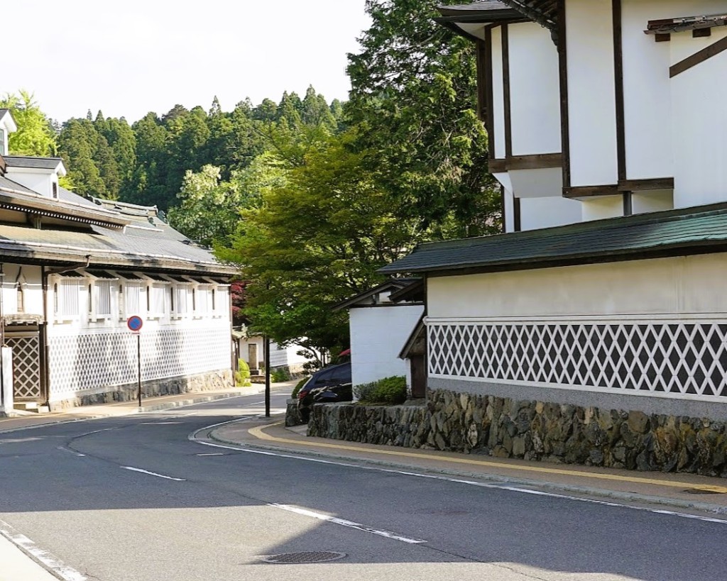 高野山の街並み