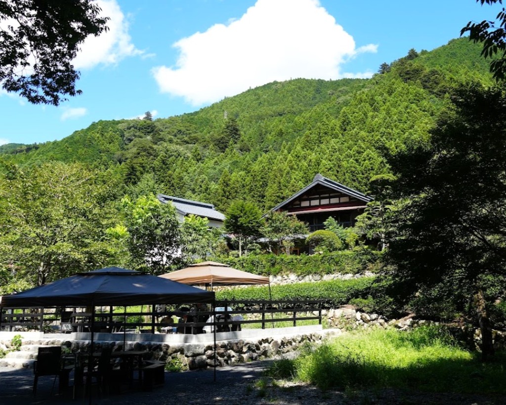 古民家ひらぬま 川からの景色