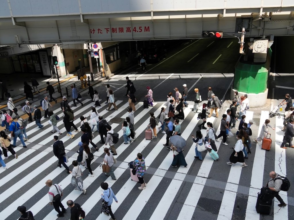 大阪駅前横断歩道